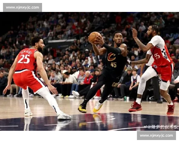 火箭对阵马刺季后赛首战攻防博弈关键球星表现走势前瞻解析